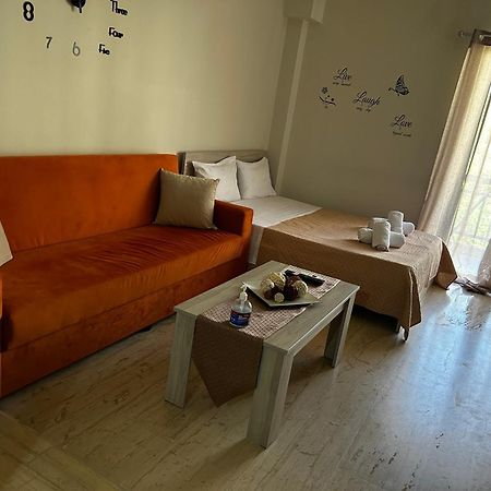 Central House Karistos Карист Екстер'єр фото