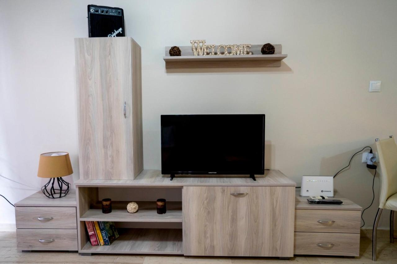 Central House Karistos Карист Екстер'єр фото