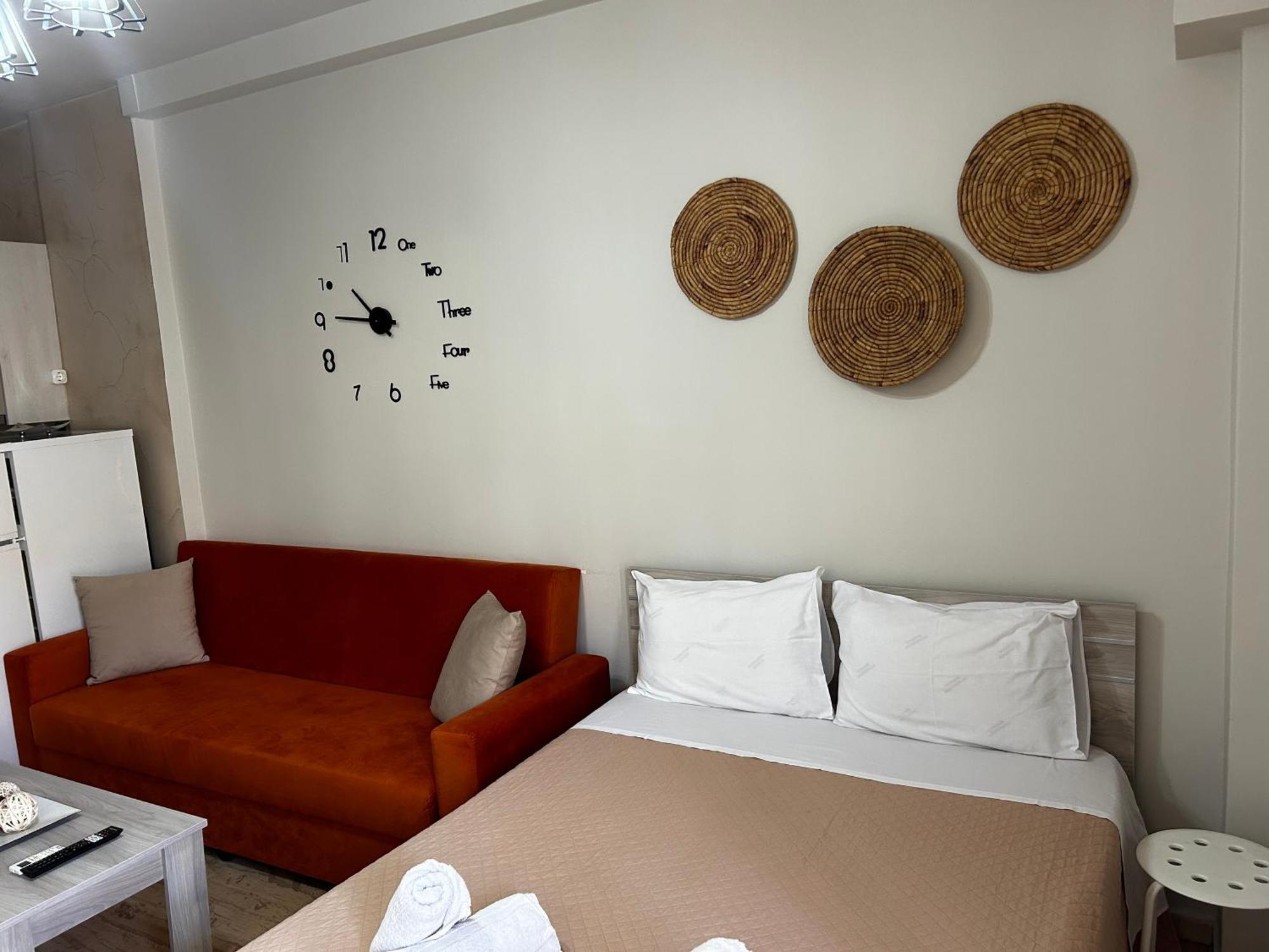 Central House Karistos Карист Екстер'єр фото