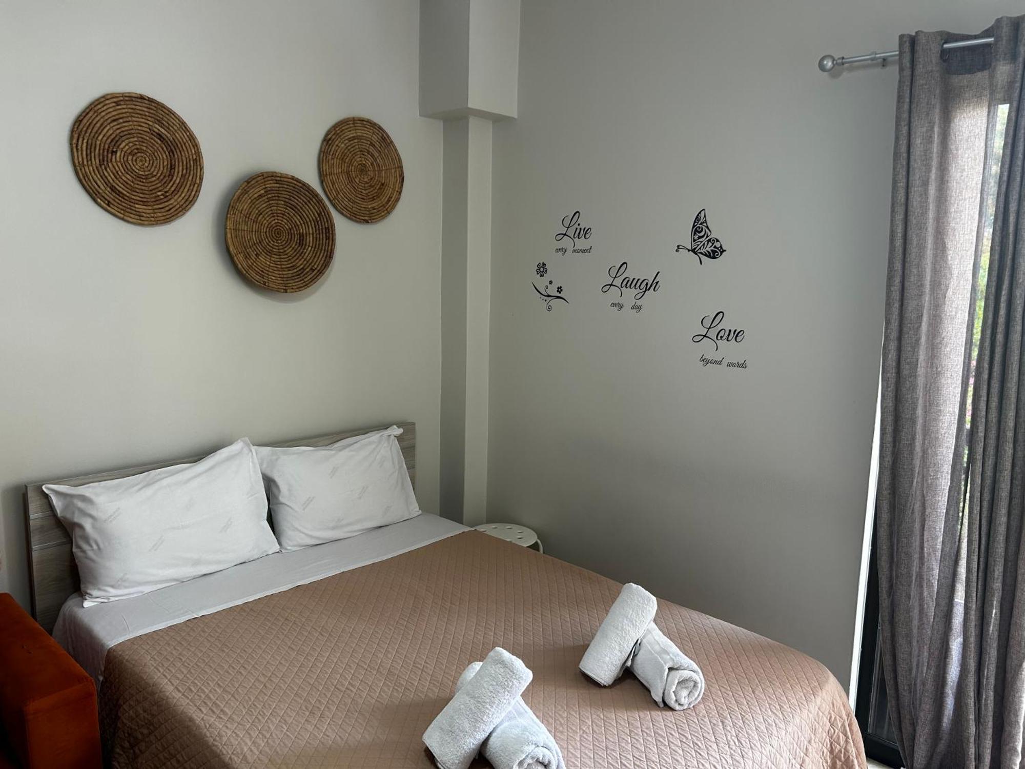 Central House Karistos Карист Екстер'єр фото